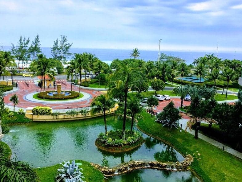 Foto 2 de Ocean Front Resort